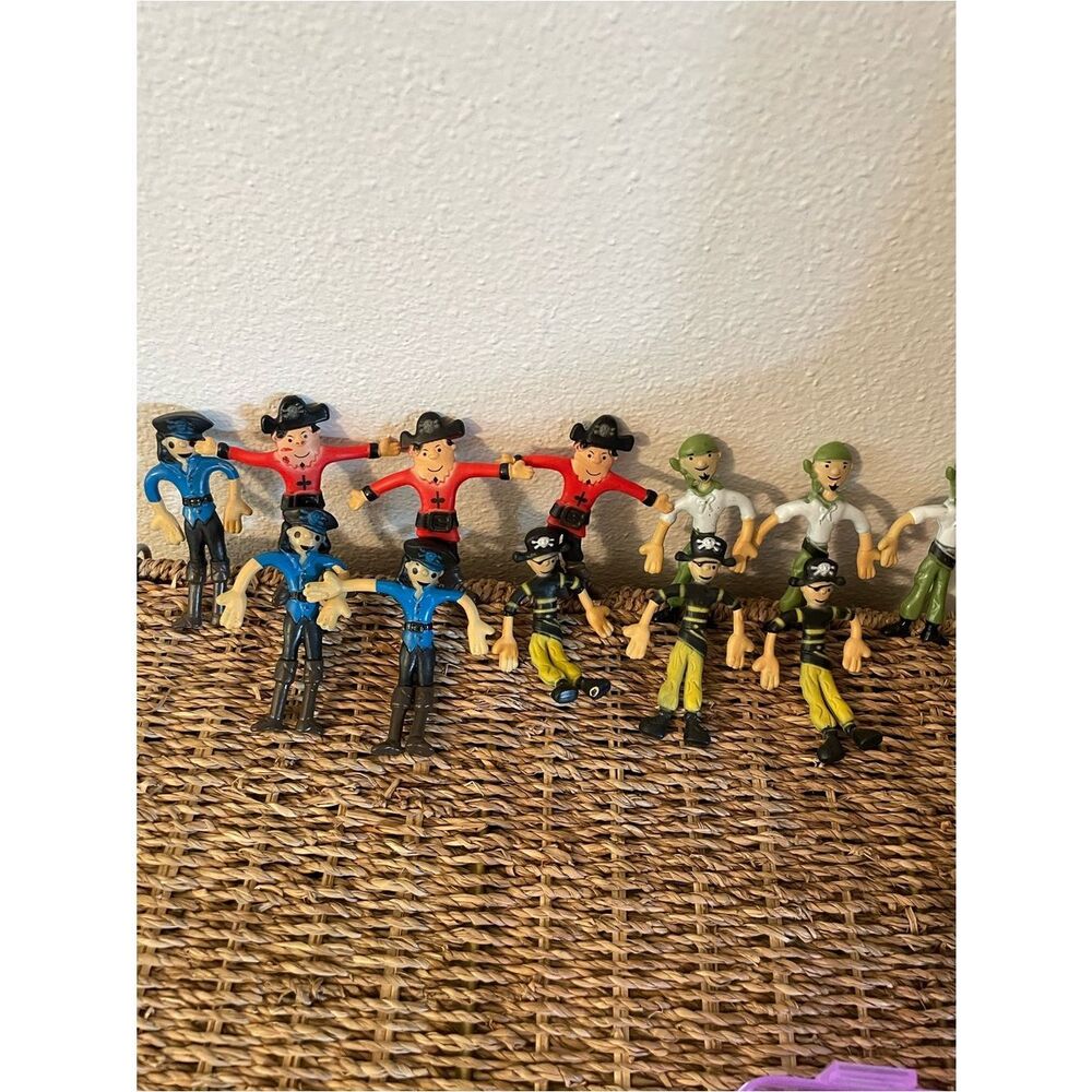 Art Creativity Rubber Bendable Pirates &  Police Officer lot of 12
